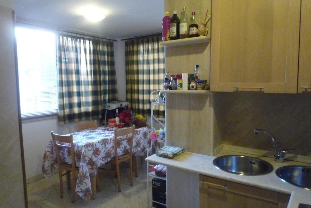 Residenza Mucha Apartment โรม ห้อง รูปภาพ